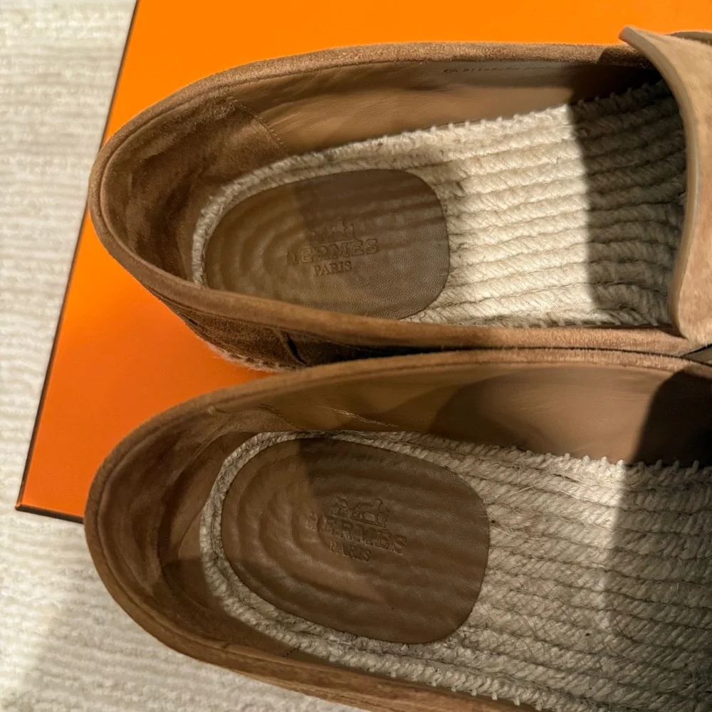 *SOLD!* Hermes Men’s Brown Suede Trip Espadrilles Size 44 EU / 11 US - Picture 6 of 13